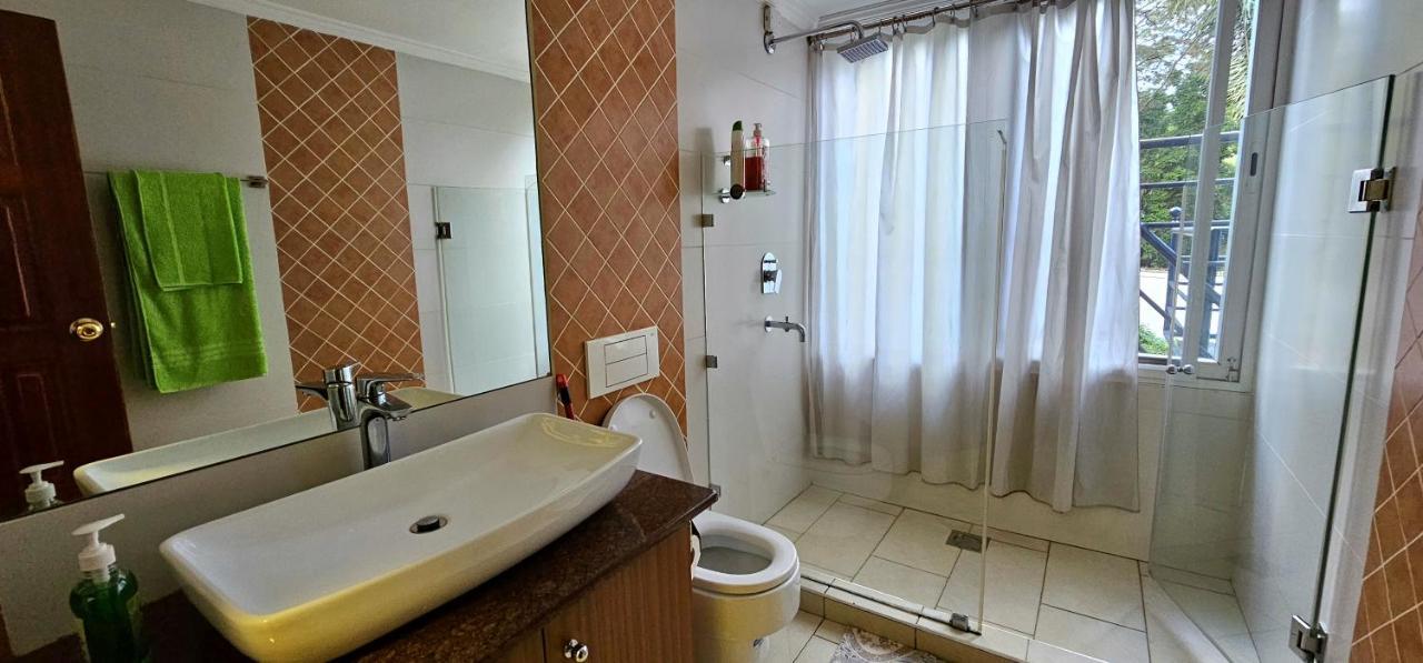 Guest house Diplomatic Short In Gigiri *