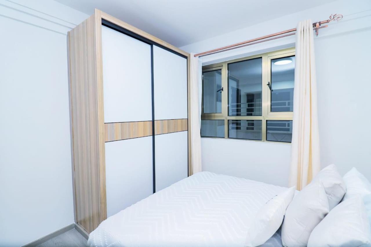 Gold Park 3 Bedroom Apartment *