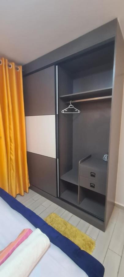 Bed & Breakfast With A Gym& Balcony In Kileleshwa By Jeyem