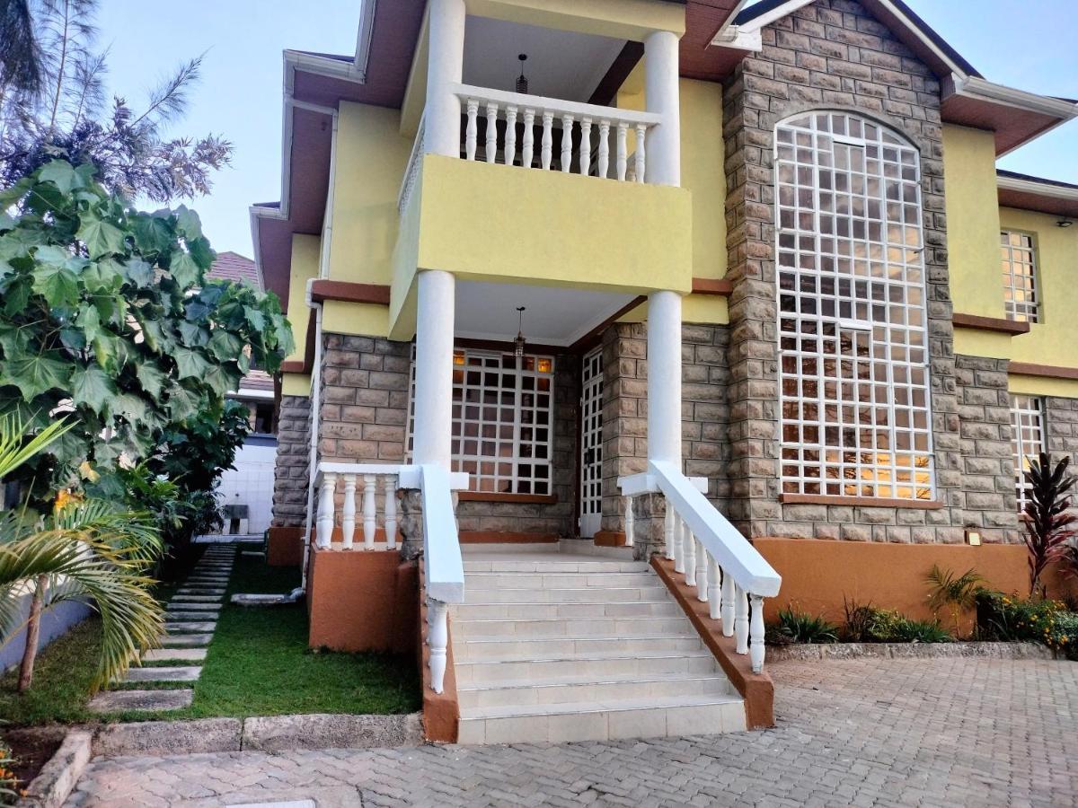 Monisa House Apartment *