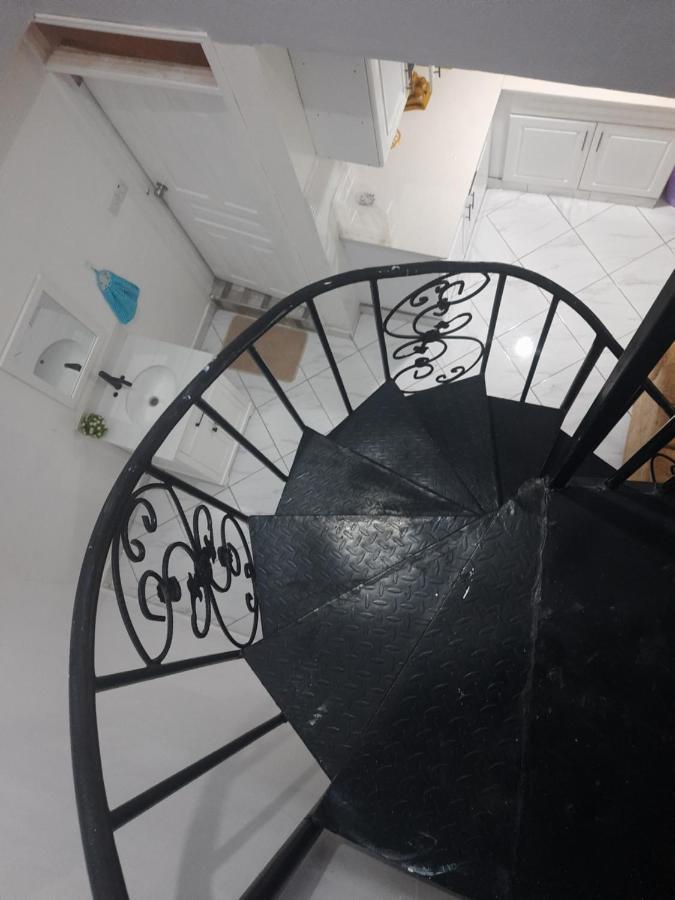 Apartment Sparkles Hidden Gem