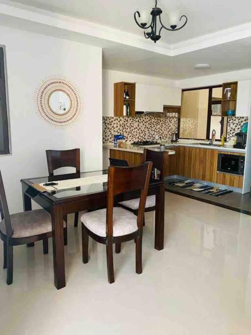Apartment Tranquil Homes 1br On Denis Pritt, Kilimani Nairobi