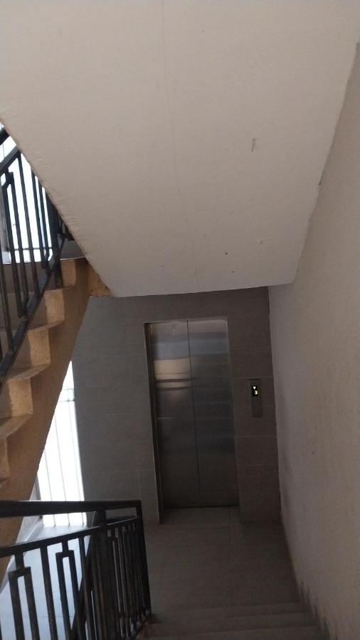 Kings And Queens Airbnb With Wi-fi Near Jkia Airport.