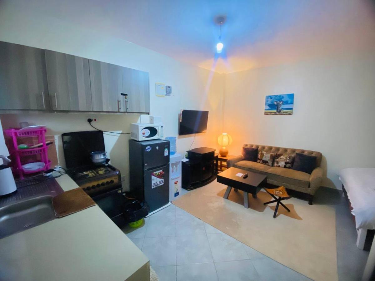 Apartment Rige's Homes Furnished