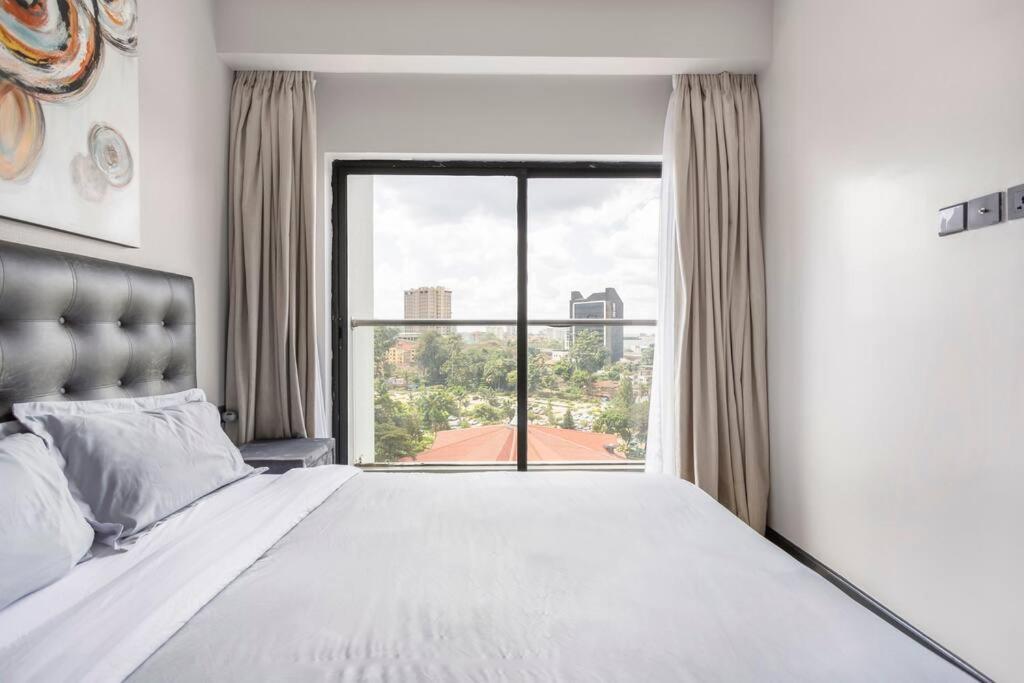 Luxury 2-bedroom At Escada