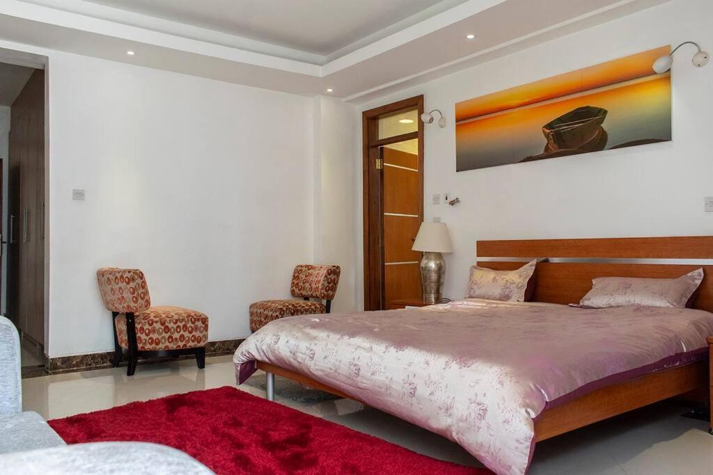 Duchess Park Serviced 4 Bedroom Apartment