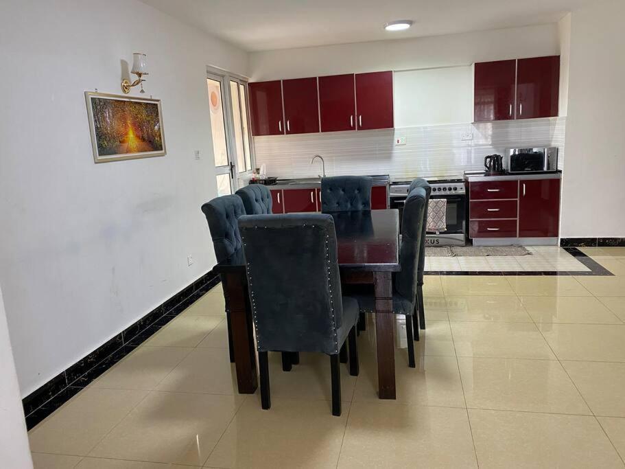 4 Bedroom Nairobi, Kilimani, Halaal, Yaya Apartment Nairobi