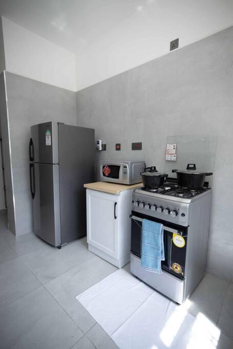 Urban Living 2br Westlands, King & Queen Size Beds Apartment