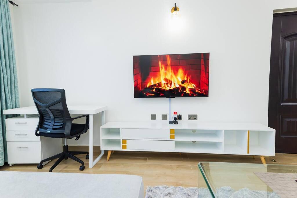 Apartment Urban Living 2br Westlands, King & Queen Size Beds