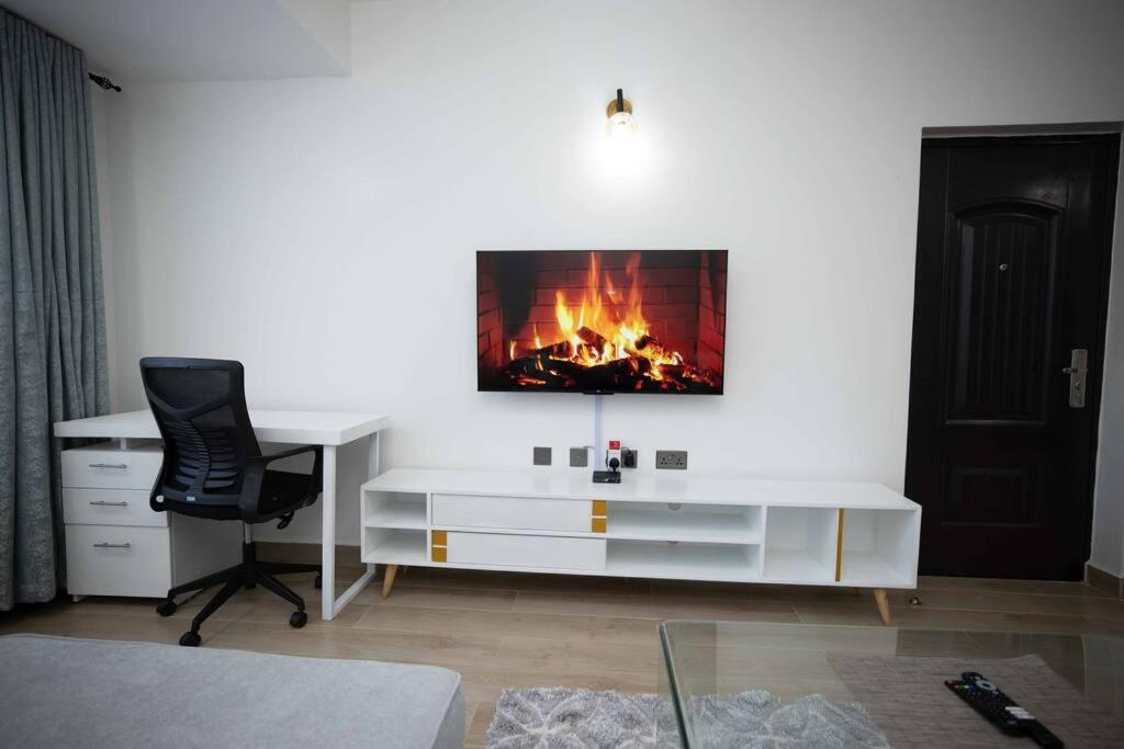 Urban Living 2br Westlands, King & Queen Size Beds Apartment *