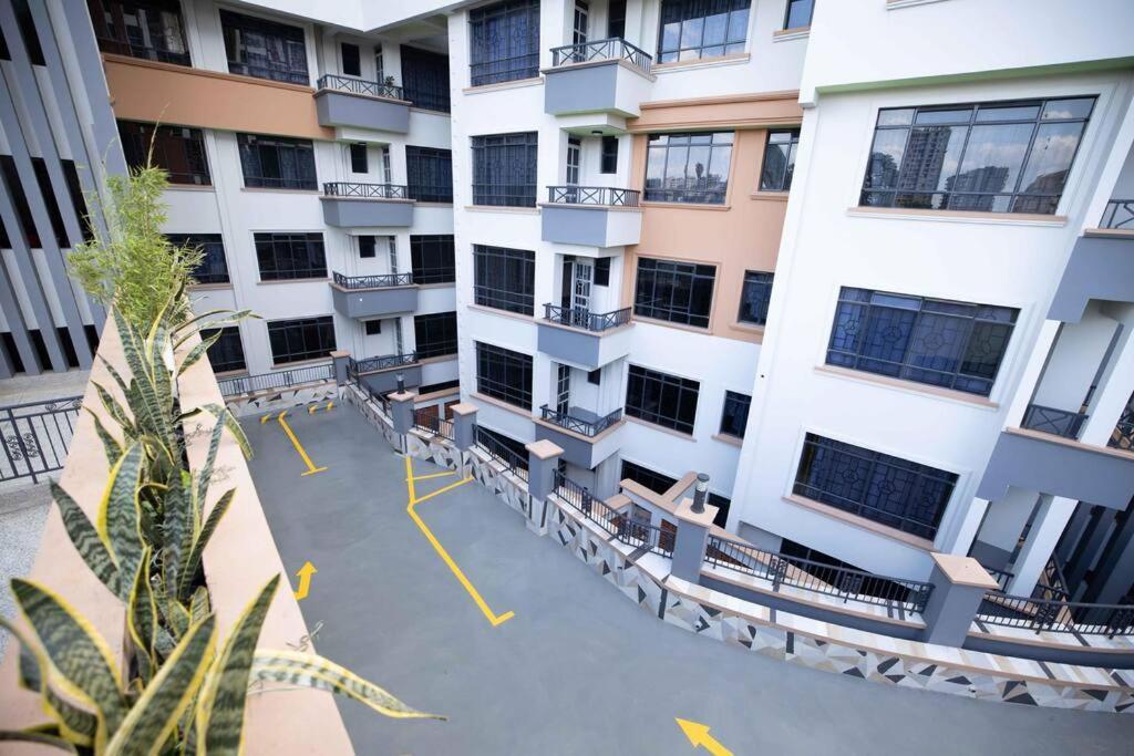 Apartment Urban Living 2br Westlands, King & Queen Size Beds *