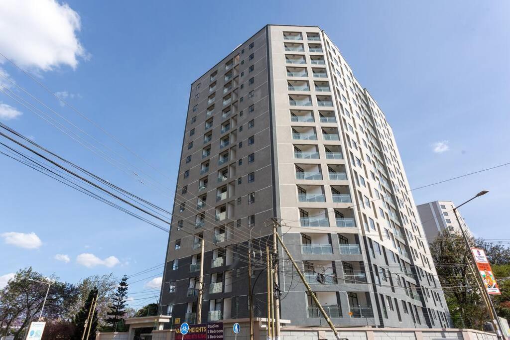 Meka Studio In Kilimani Apartment *