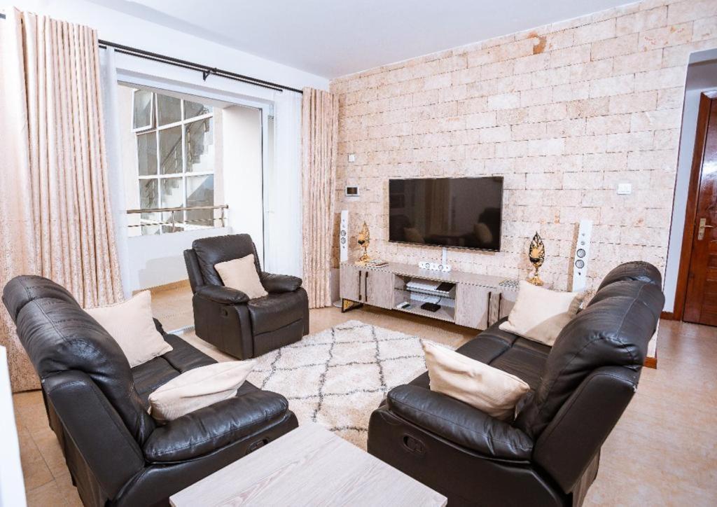 Happytravelswithmj Apartment