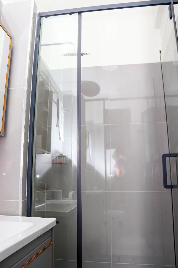 Zuri Homes By Edmor Apartment