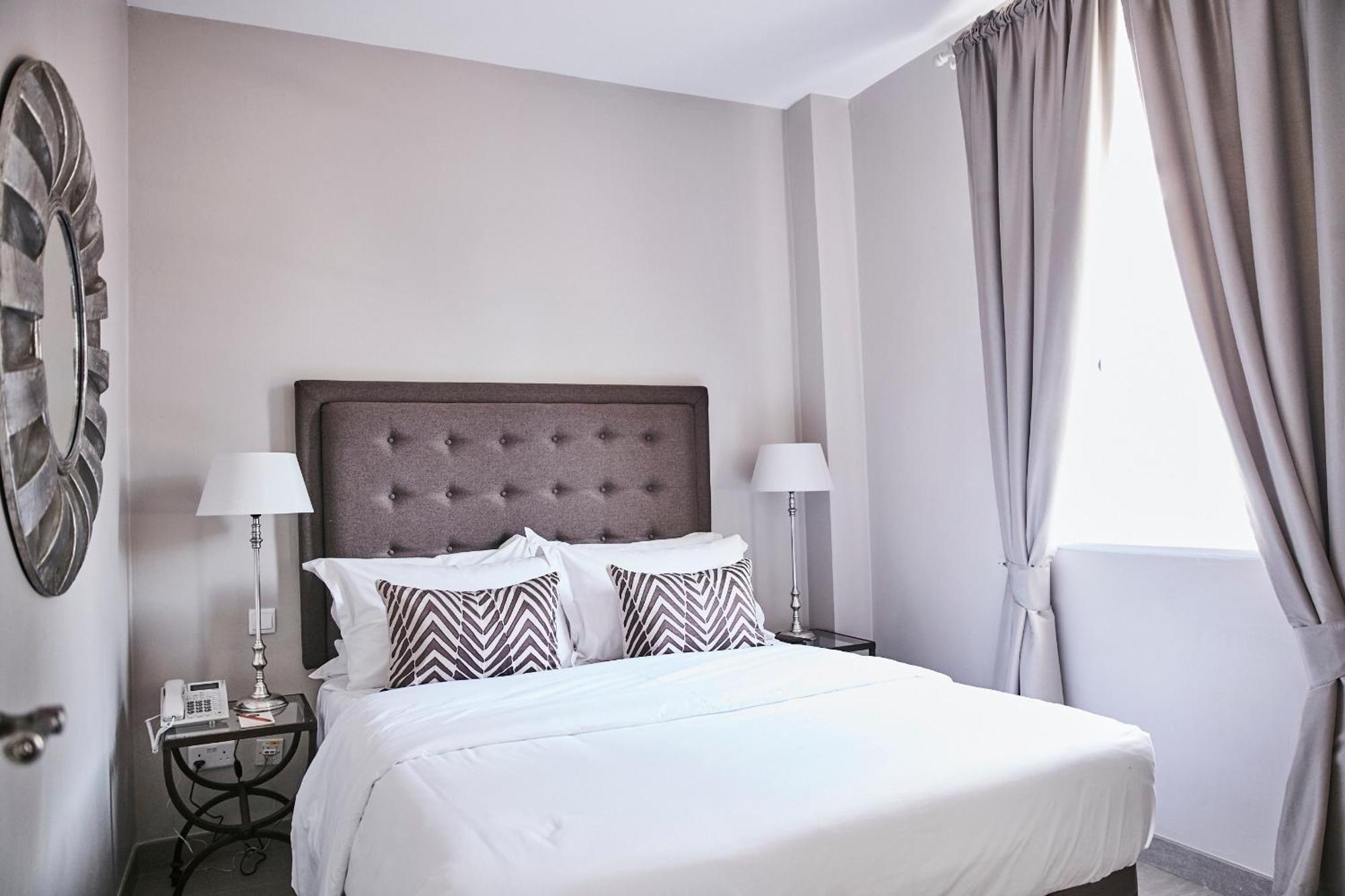 Palacina The & The 5* Nairobi