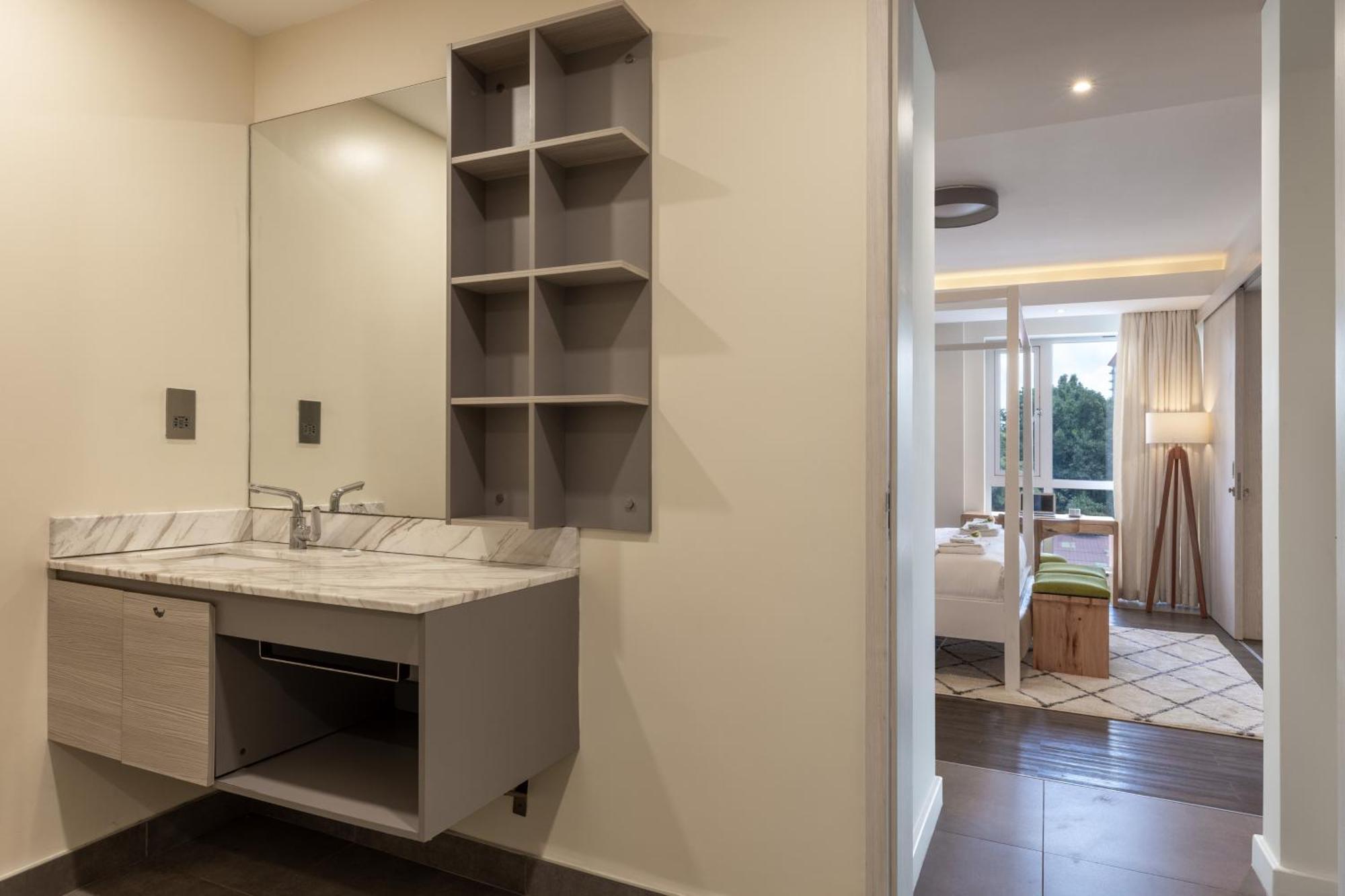 Capital M Ruby Line 1 Bed By Yourhost,nairobi Apartment *