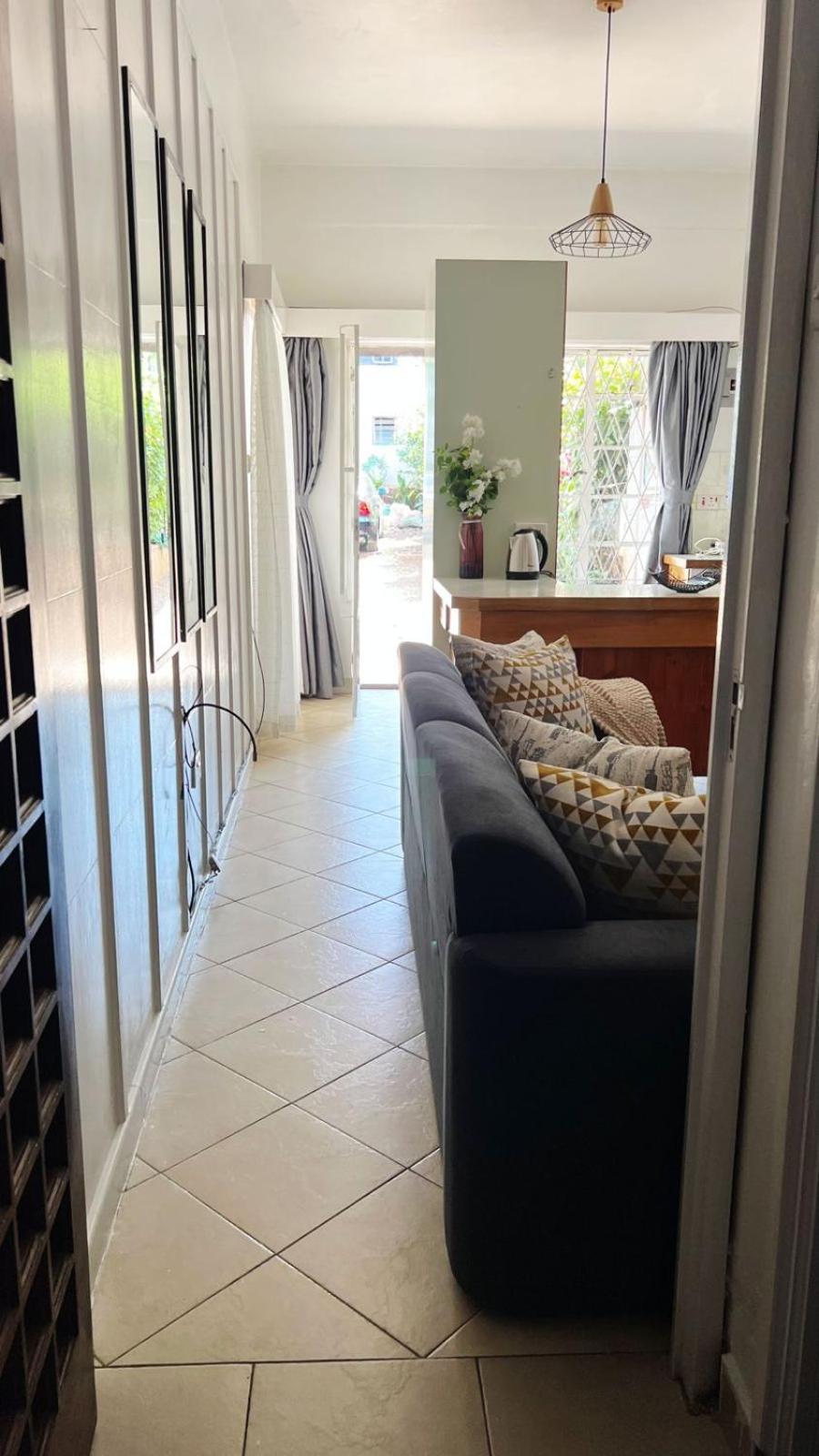 1 Bedroom Cozy In Westlands Apartment