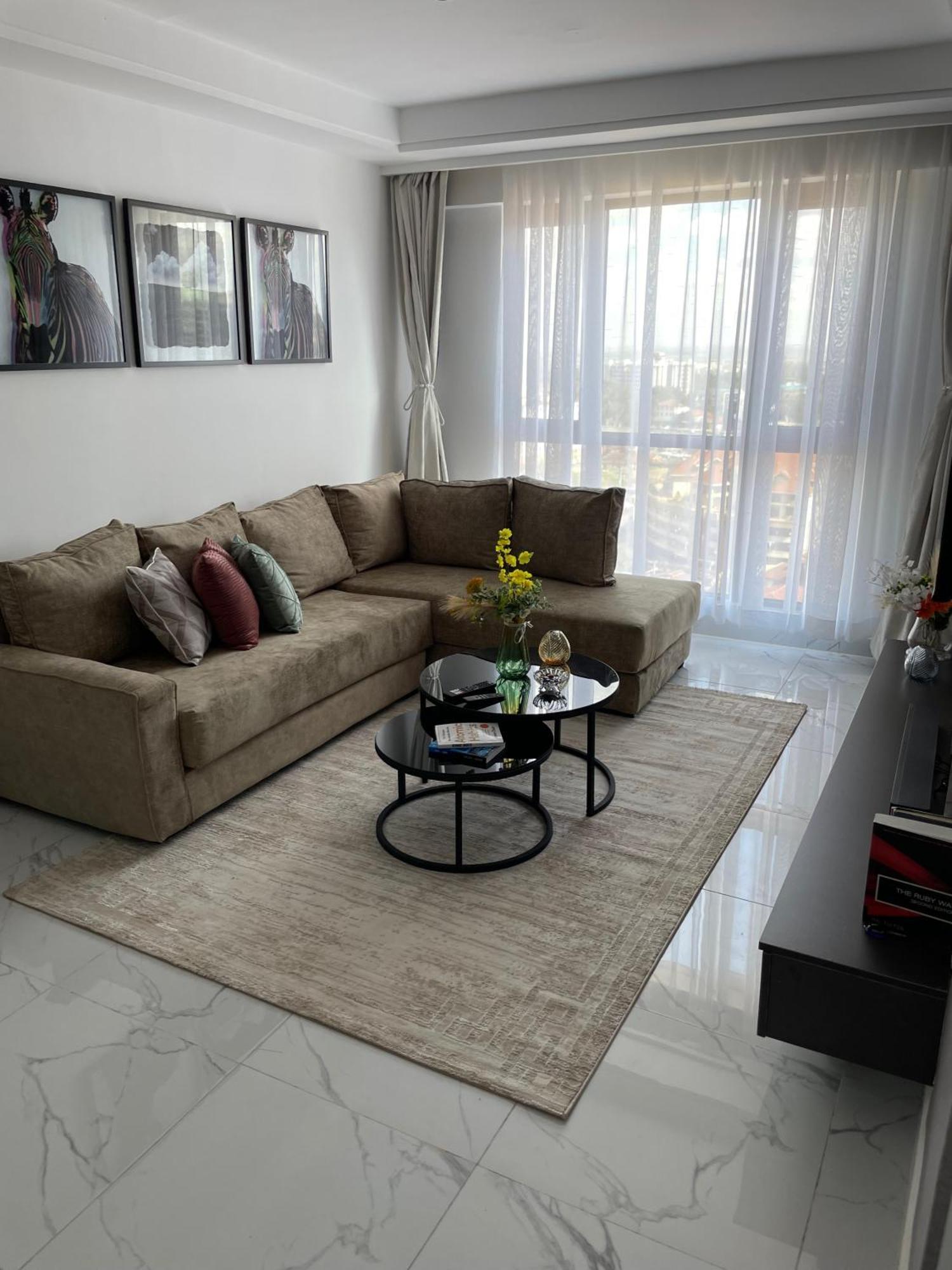 Fluted Nest 16th Floor Wood Avenue- Yaya Centre Kilimani Guest house