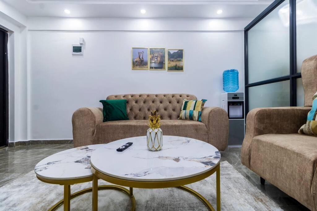 Cozy 1 Bdrm Kilimani Apartment *