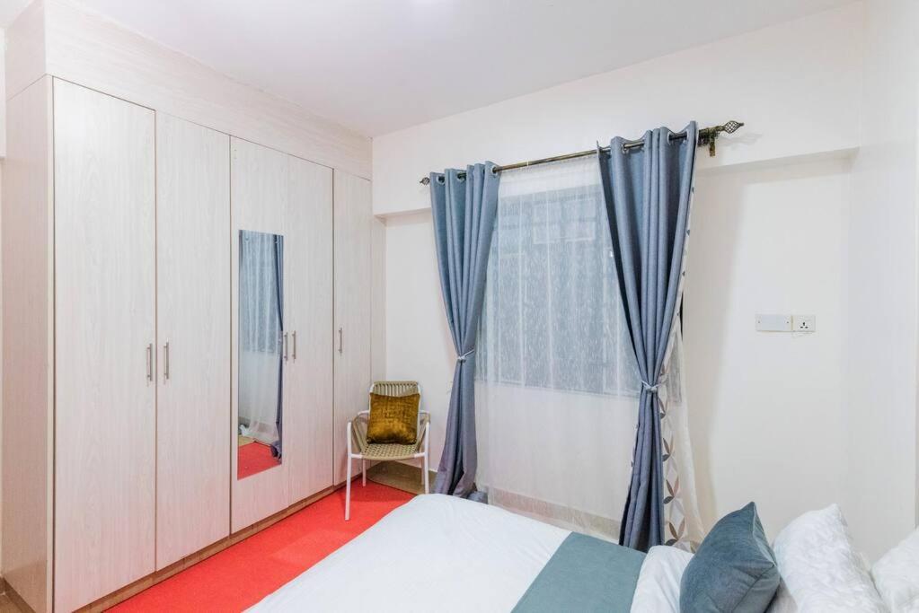 Serena 3br W Mall And Pool *