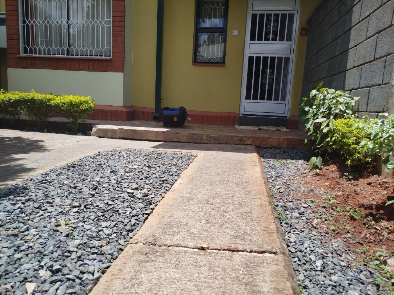 Malaikamaisonette Fully Furnished Nyayo Estate Kenya Namba Simu Sufuri Saba Sufuri Moja Moja Nne Tisa Sufuri Sufuri Saba Next To Jkia Jomo Kenyatta International Airport,next To Sgr Terminus Next To Kenya Airways Pride Centr