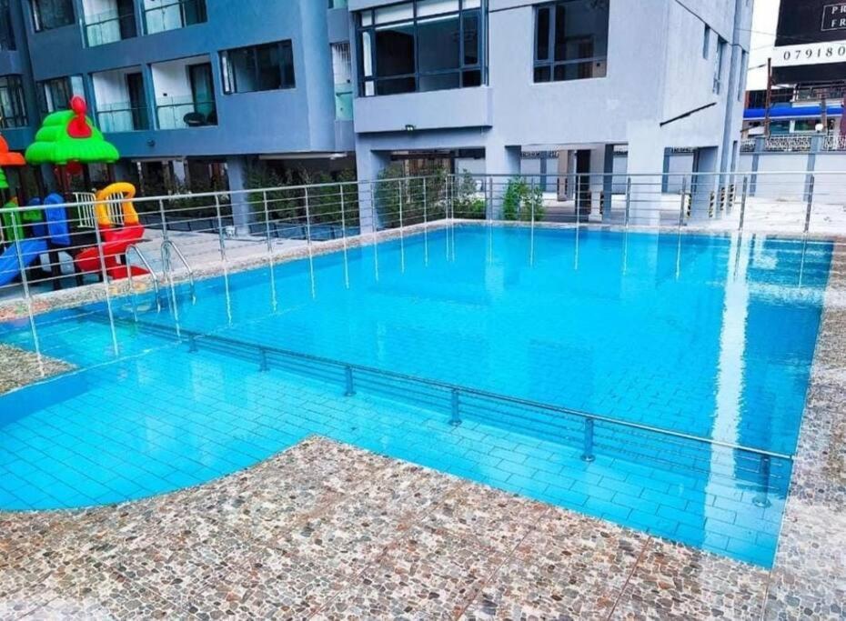 Apartment Kyllan Homes - 2brm- Near Yaya Center *