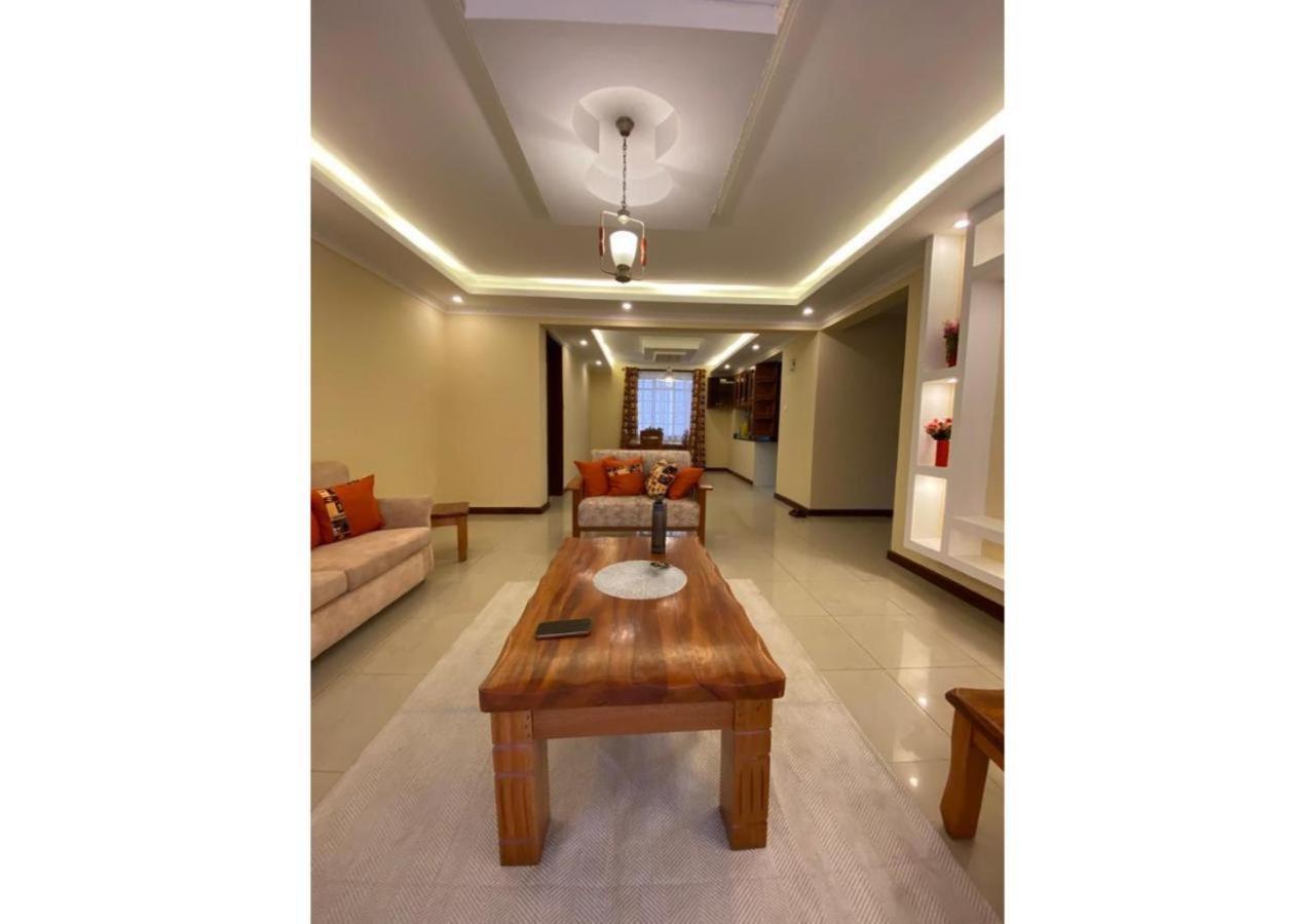 3 Bedroom In Riara Rh67 Apartment
