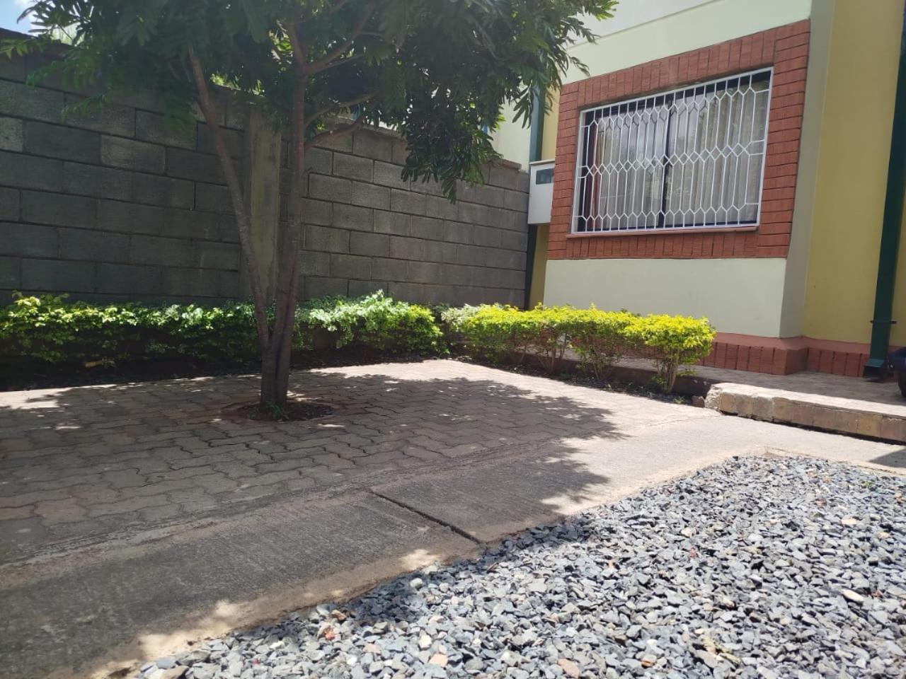 Furaha Maisonette: Furnished Near Jkia And Sgr Terminus *
