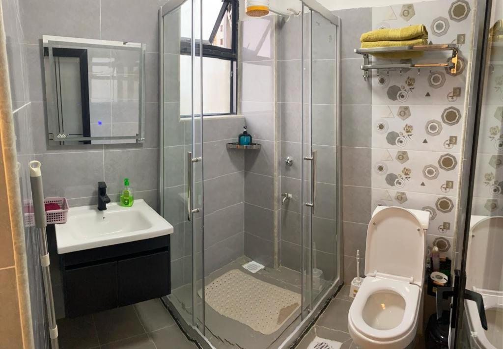 Exquisite Urban In Kilimani By The Manna Apartamento Nairobi