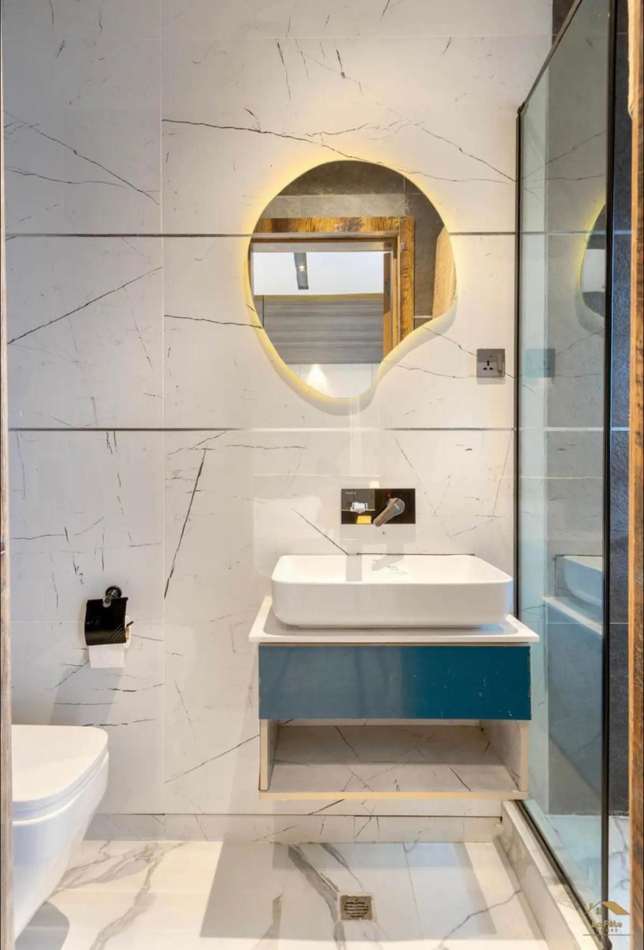 Lazizi Luxe