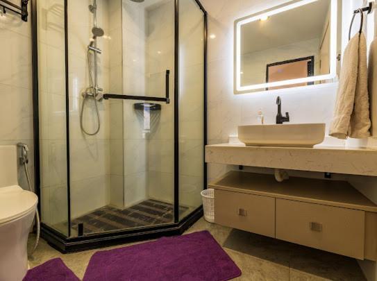 Apartment Luxurious And Comfy Homes