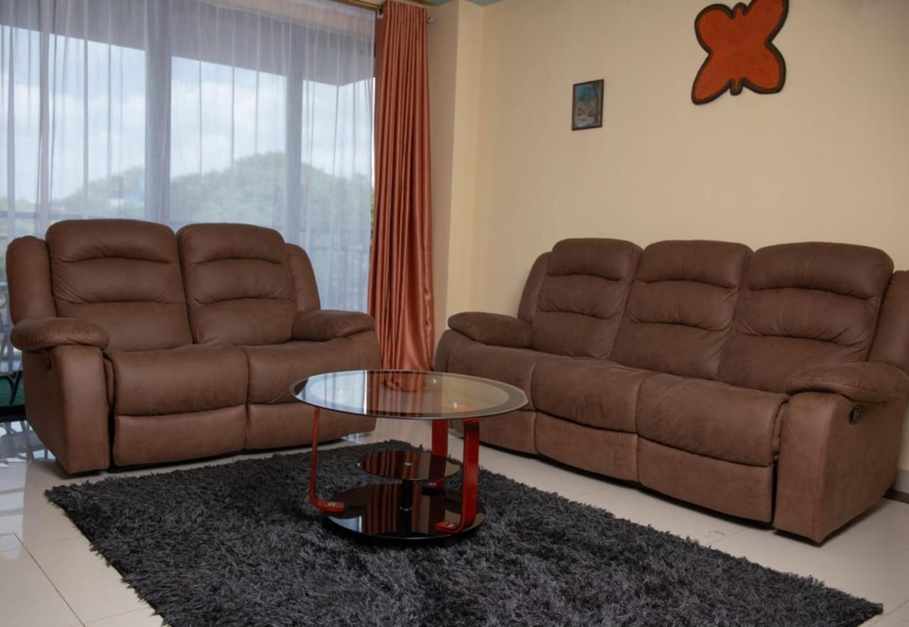 The Great Crestpark Apartment