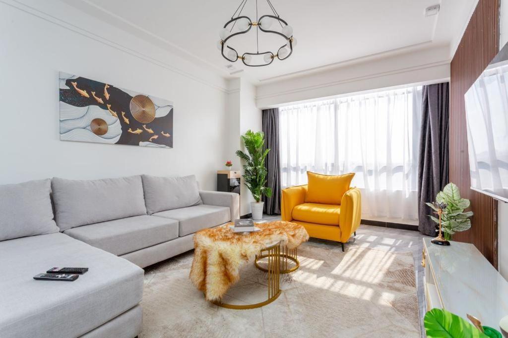 The Executive Three Bedroom With Amazing Views In Kilimani Apartment Nairobi