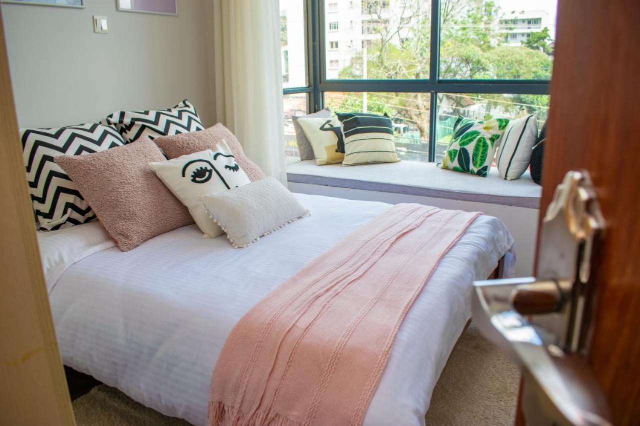 Laurel Hill-suites