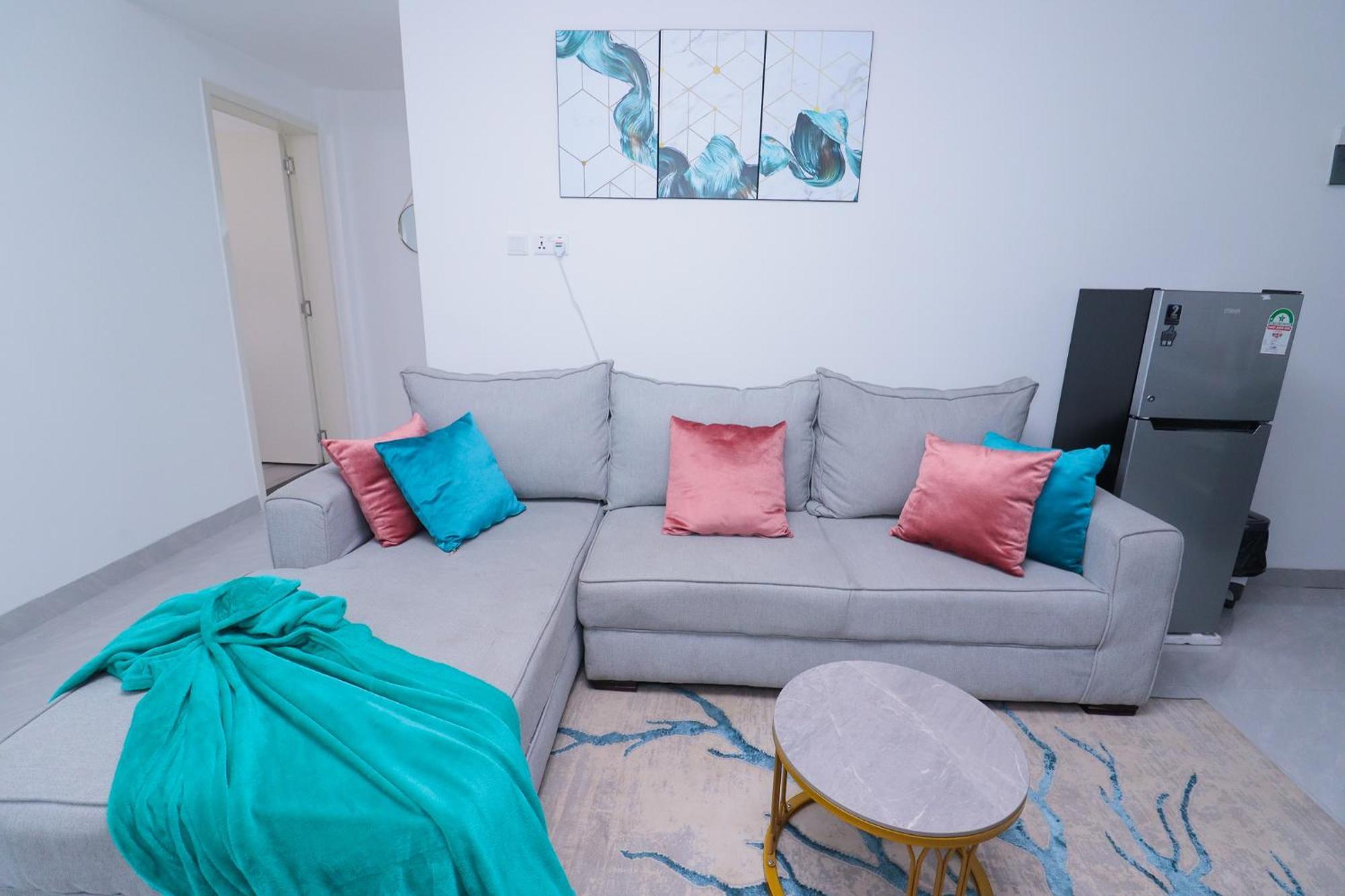 Skyline Splendor With City Views, Mini Golf, Spa And Restaurant In Kilimani Apartment *