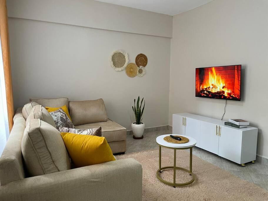 In Nairobi, Kitisuru “epic Brownstone” Apartment *