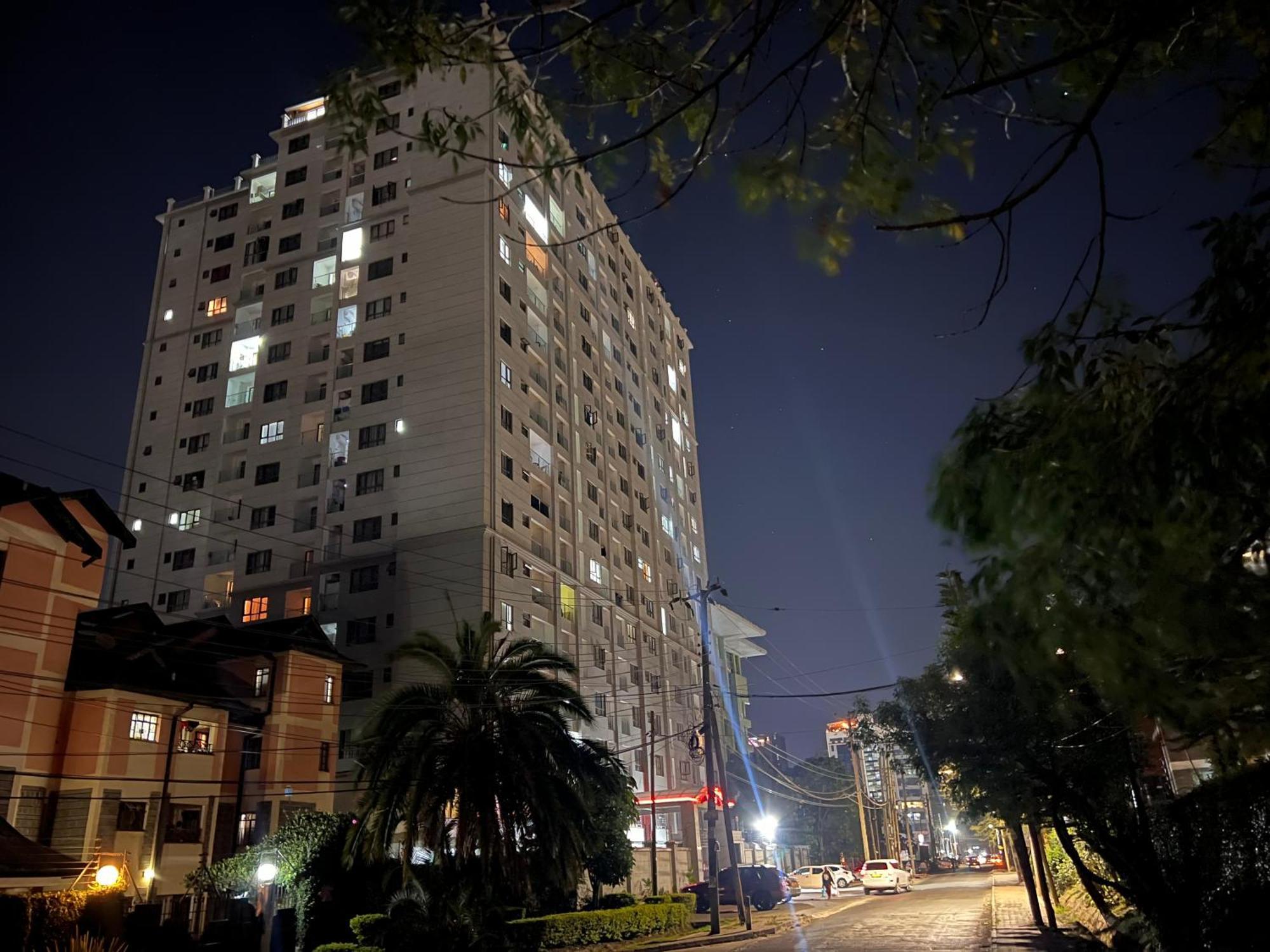 Apartment Cozy & Serene Flat In Kilimani With A Gym & City Views