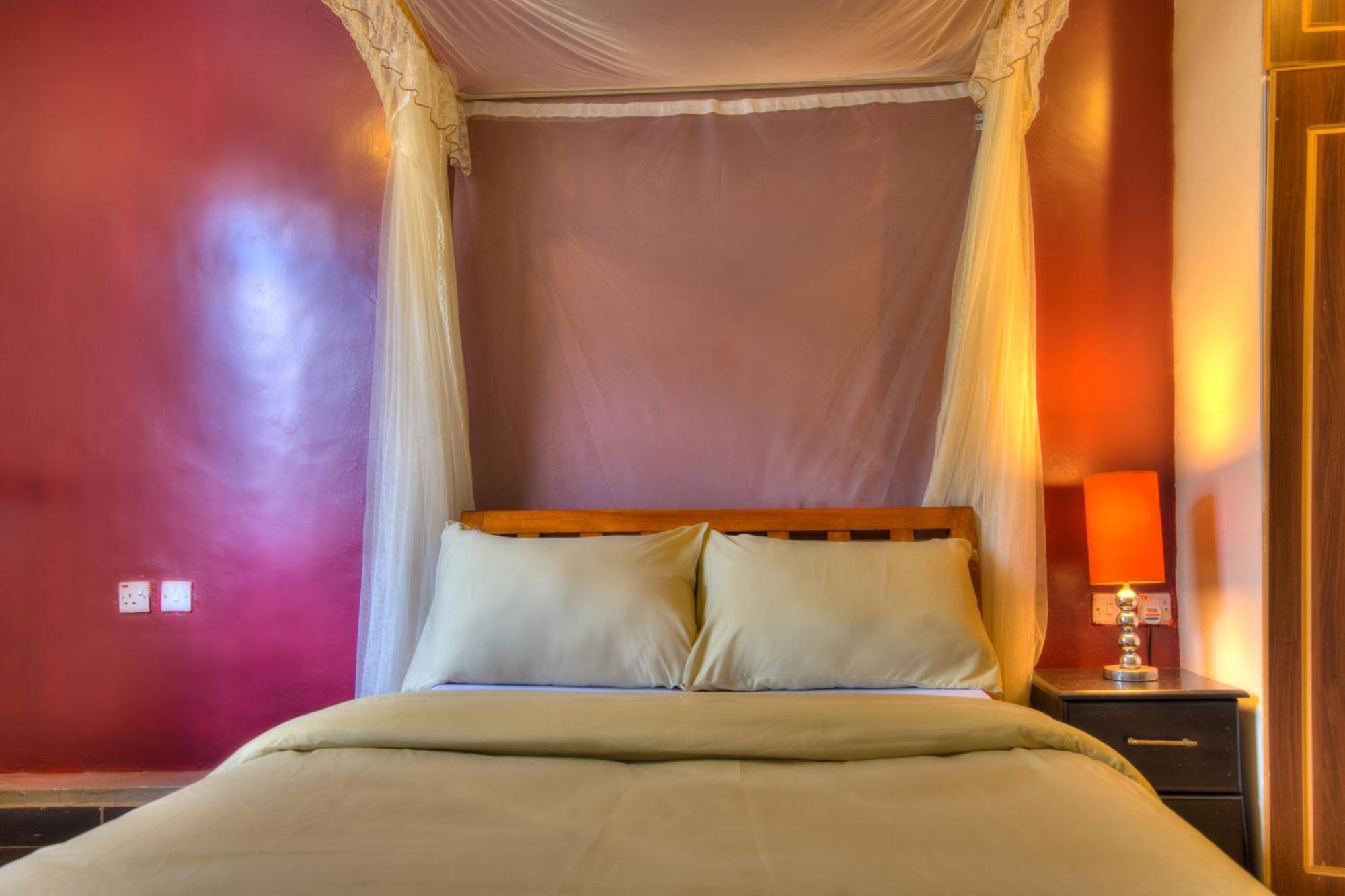 Red Buffalo House