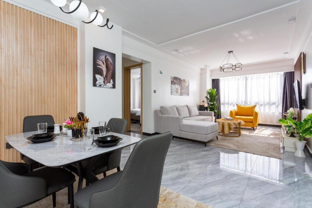 The Executive Three Bedroom With Amazing Views In Kilimani *