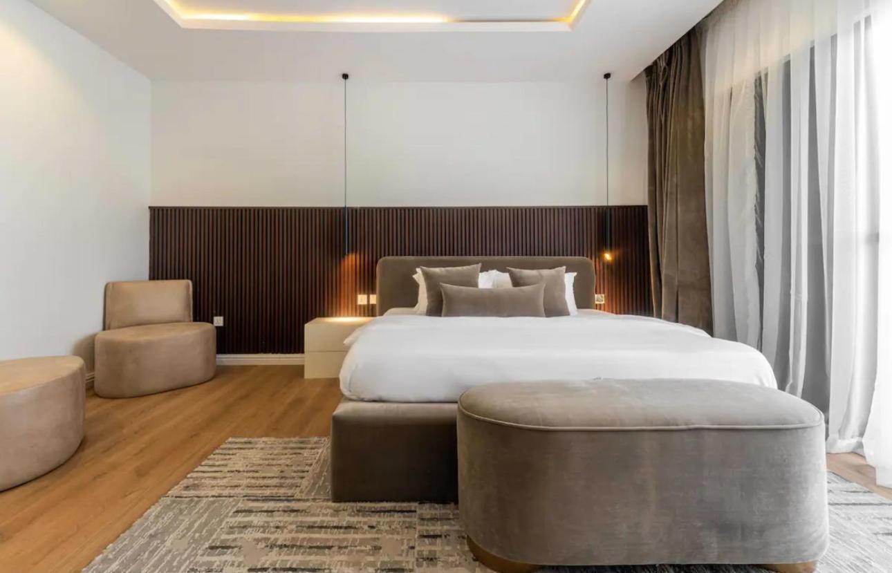 Lazizi Luxe * Nairobi