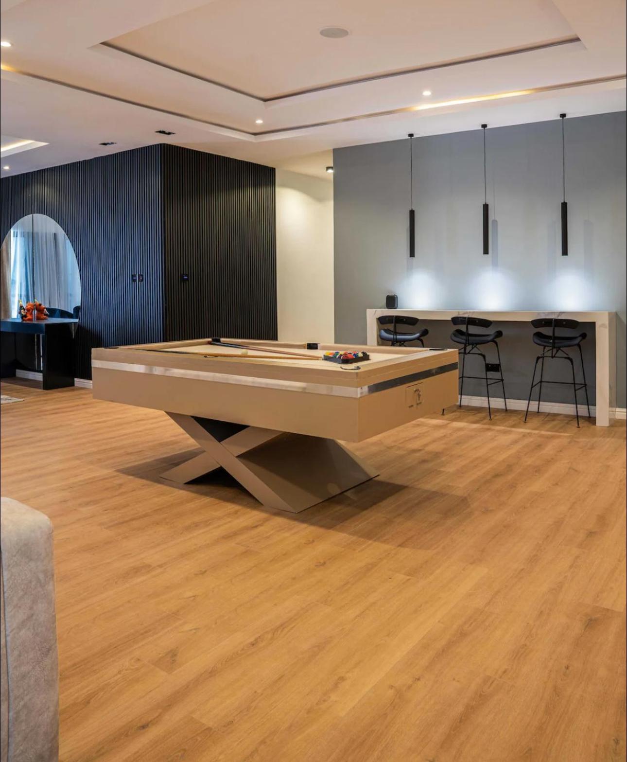 Lazizi Luxe *
