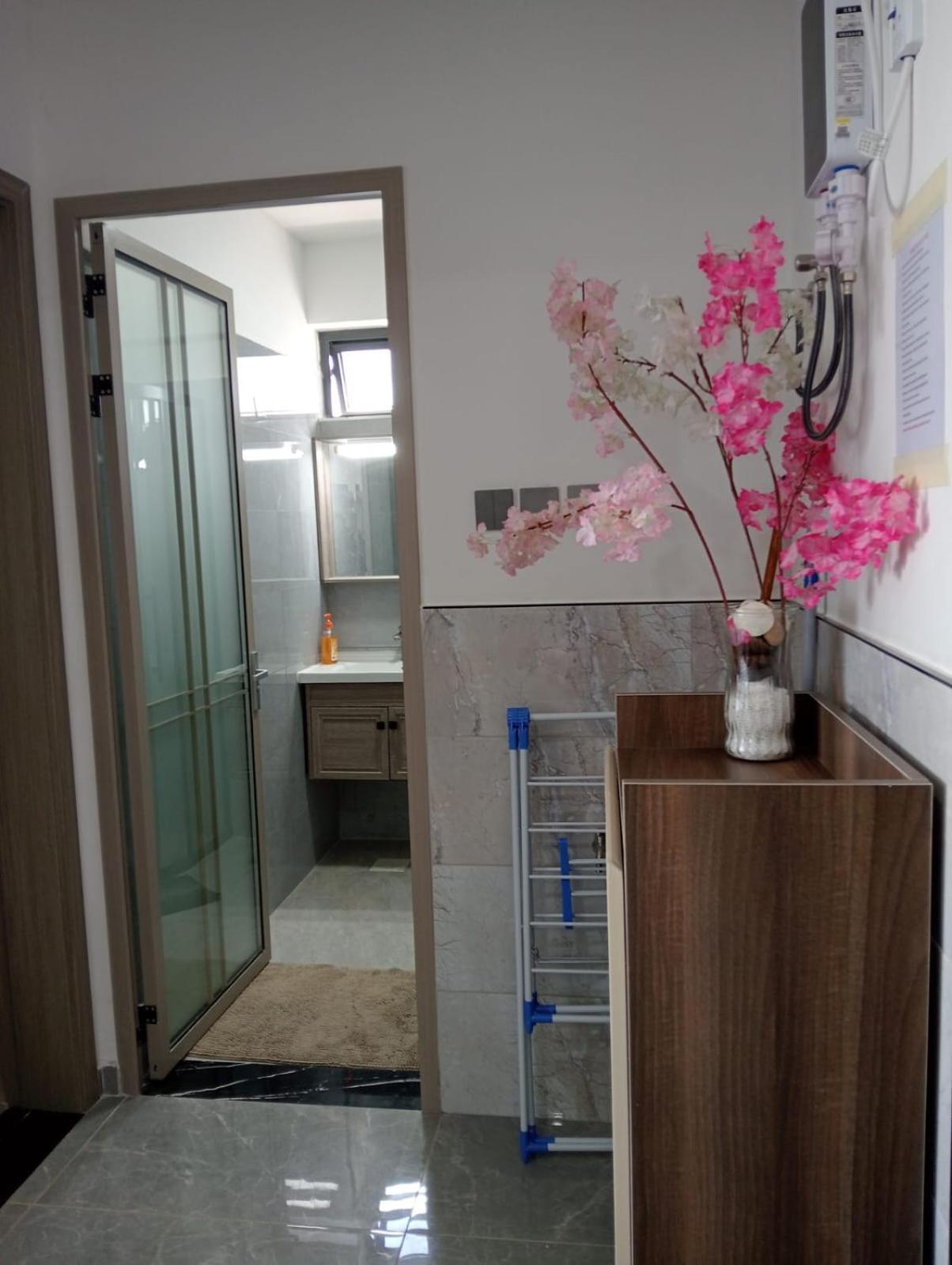 Tranquil 7th Floor Near Art Caffe Market *