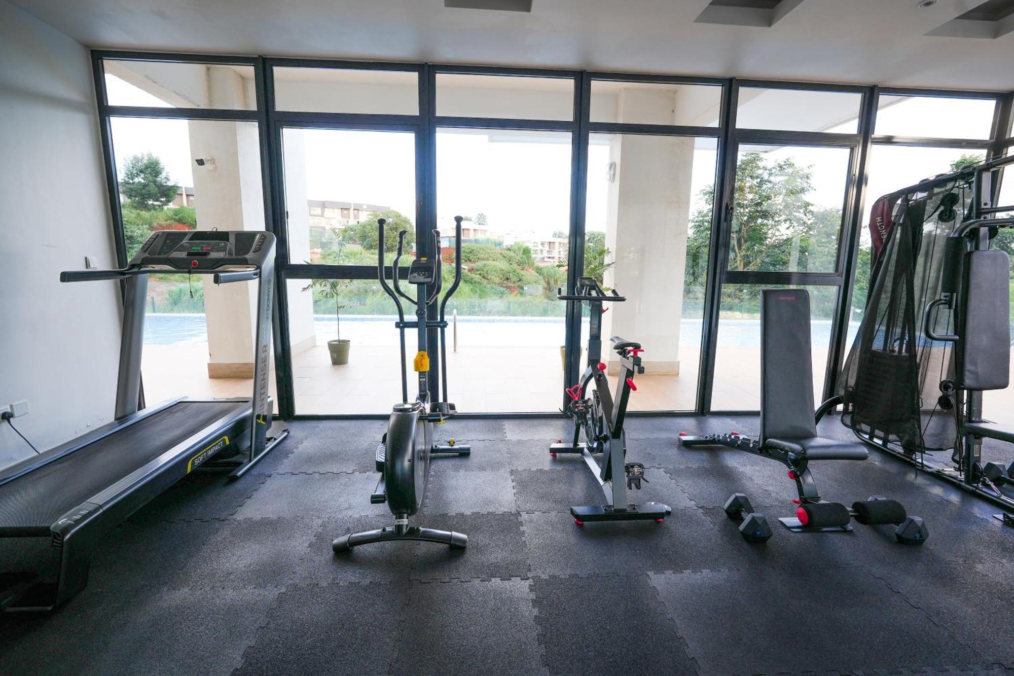 Riverbank One Bedrooms Apartment, Swimming Pool, Gym, Workspace, Db Space Living * Nairobi