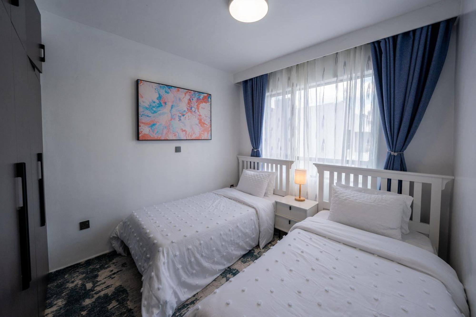 Valley Vista 3br Near Jkia/sgr W Gym & Pool