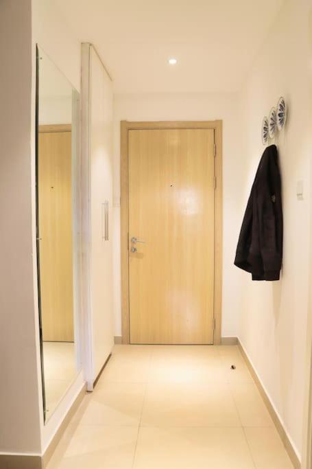Astoria Lovely One Bedroom With Ac & Ups In Lavington