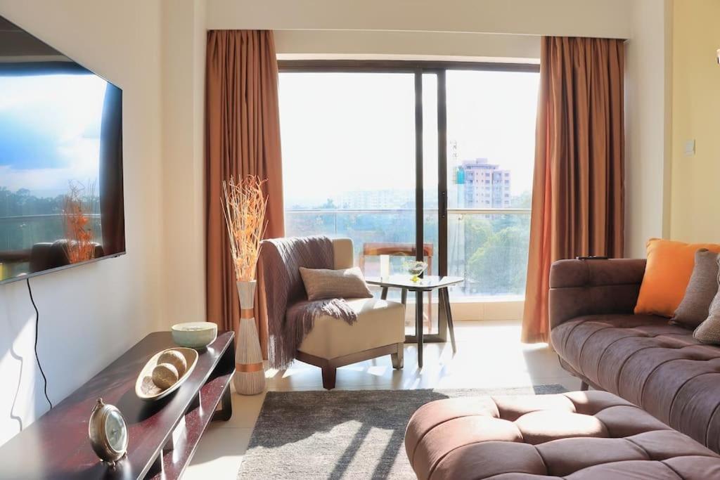 Apartment Astoria Lovely One Bedroom With Ac & Ups In Lavington