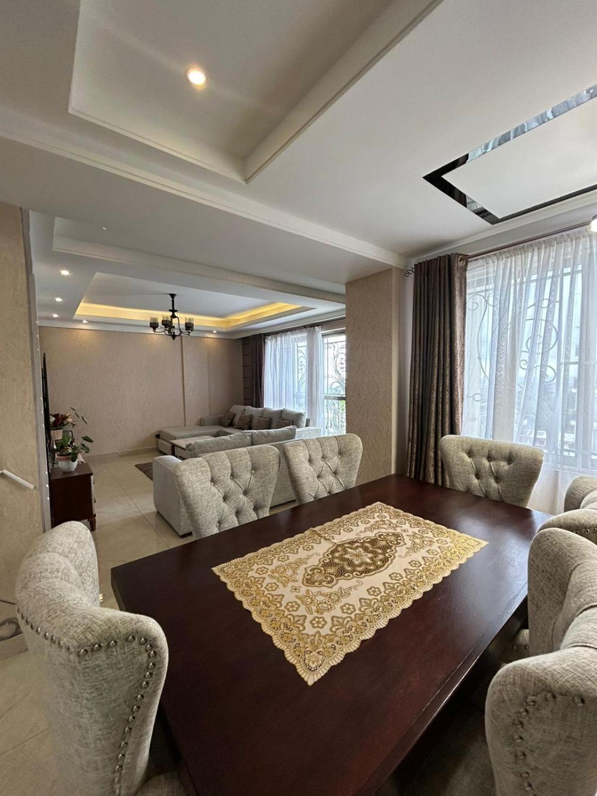Mopearlz Vesta Gardens Apartment