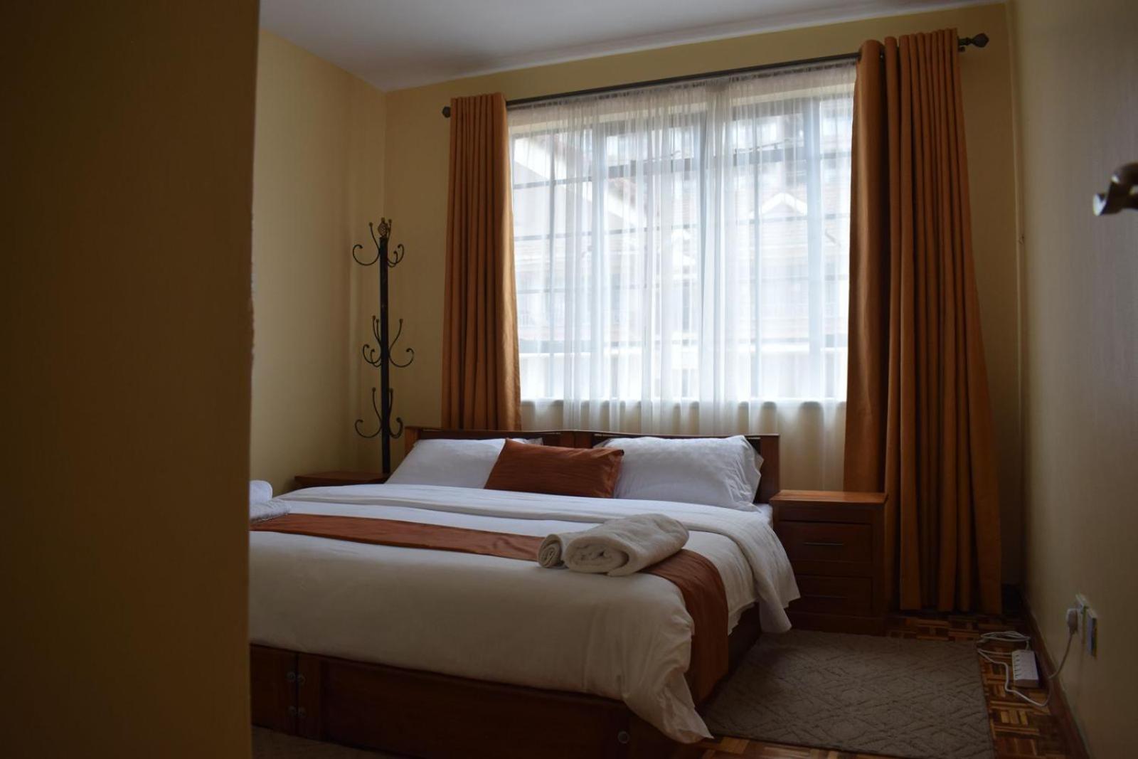 Hampton Court Kilimani *