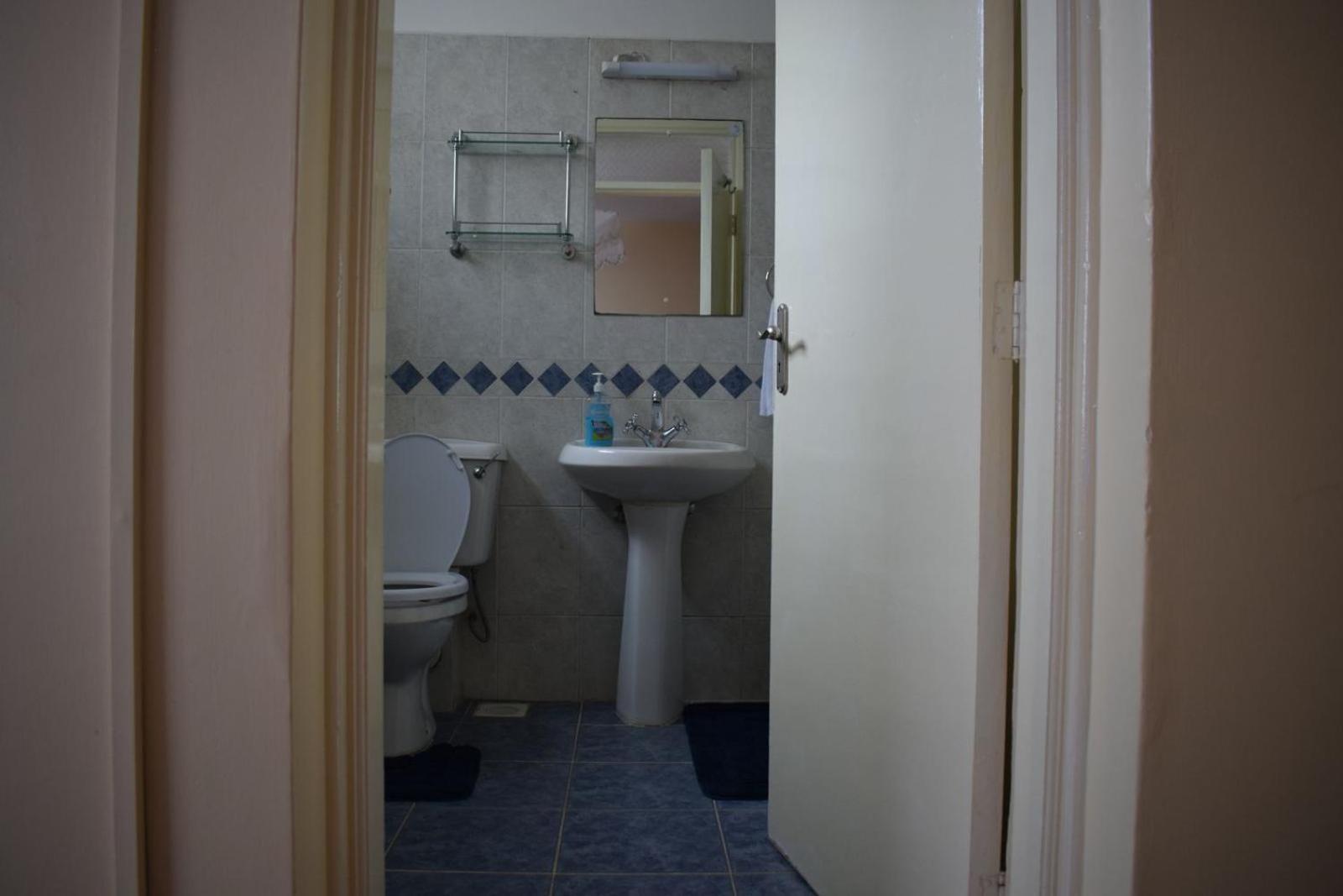 Hampton Court Kilimani * Nairobi