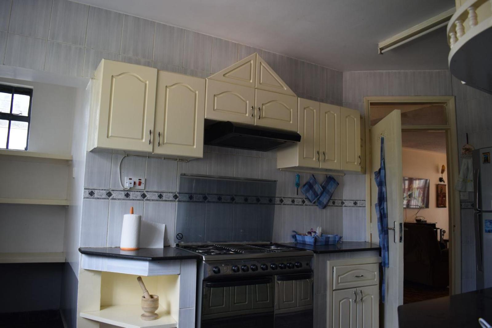 Hampton Court Kilimani Apartment Nairobi
